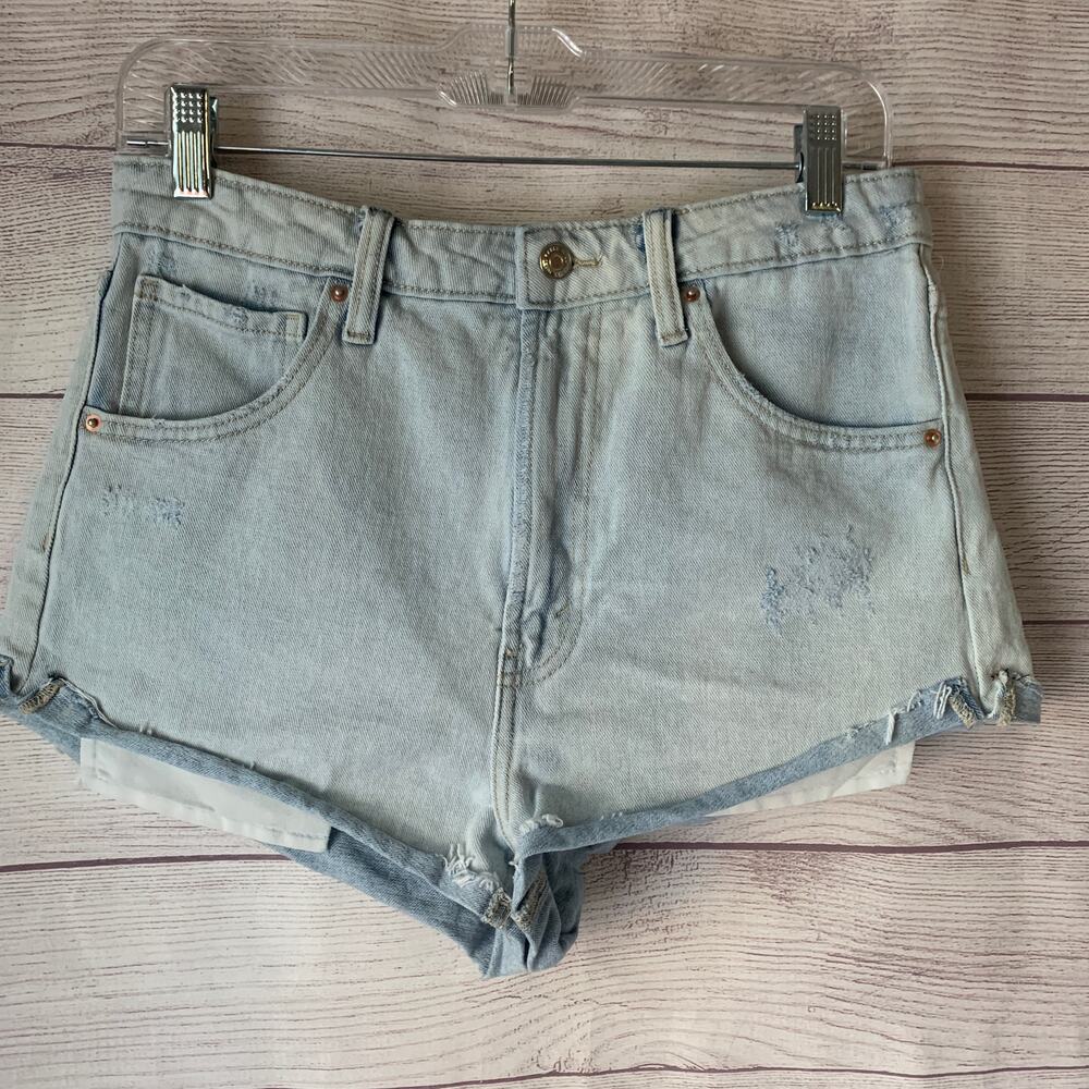 Wild Fable Highest Rise Cheeky Denim Shorts Light Wash Factory Distressed Size 8